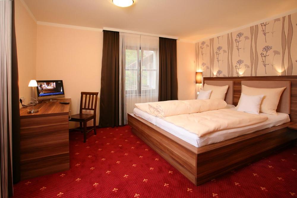 Landgasthof Zum Lang Untergriesbach Luaran gambar